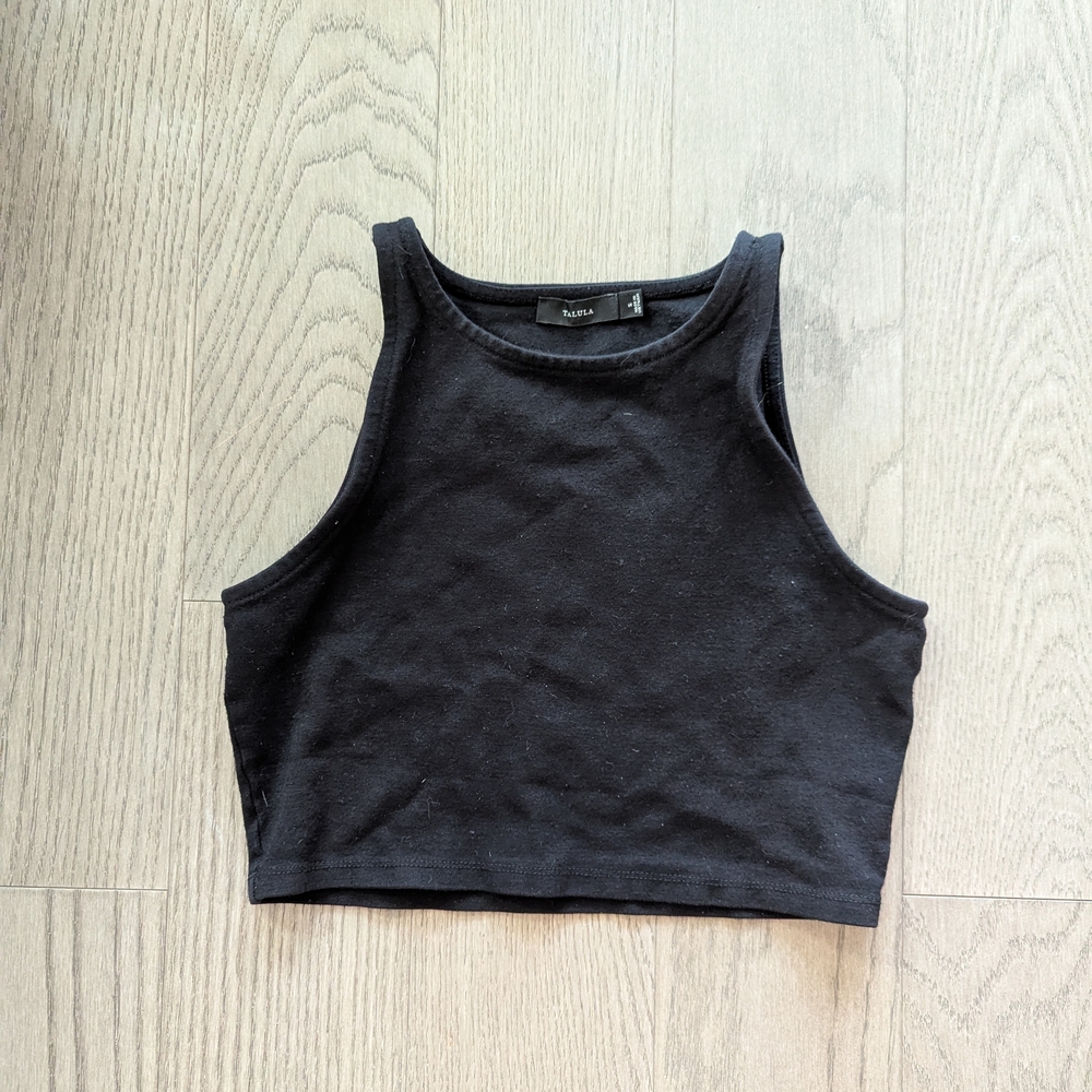 Aritzia Talula Black Sleeveless Crop Tank Top Small
